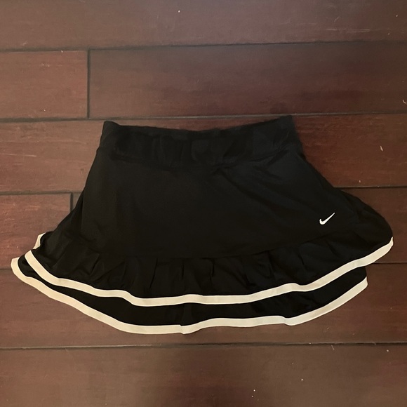 Nike Black Skirt with White Accents - Picture 1 of 8